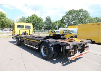 Φορτηγό μεταφοράς εμπορευματοκιβωτίων/ Κινητό αμάξωμα MERCEDES-BENZ KAMAG WBH 25 Wiesel Terberg Umsetzfahrz. Sattelk: φωτογραφία 3