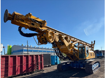 Πασσαλοπήκτης BAUER