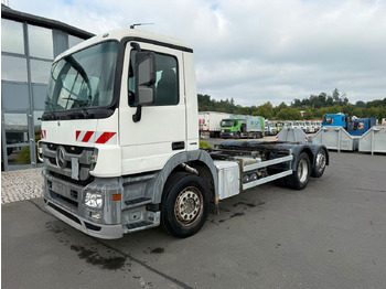 Φορτηγό σασί MERCEDES-BENZ Actros 2532
