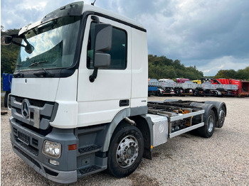 Φορτηγό σασί MERCEDES-BENZ Actros 2532