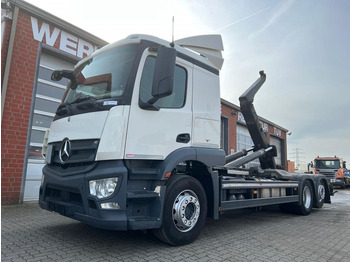 Φορτηγό φόρτωσης γάντζου MERCEDES-BENZ Actros 2543
