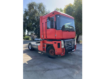 Τράκτορας RENAULT Magnum 480