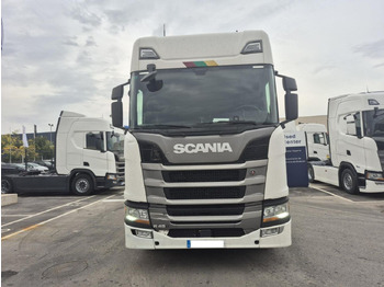 Τράκτορας SCANIA R 450