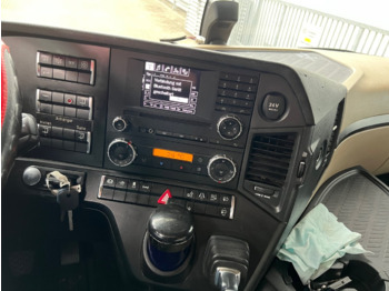 Φορτηγό ανατρεπόμενο Mercedes-Benz Actros 2548 L 6x2 Actros 2548 L 6x2, Retarder, Liftachse, StreamSpace, 2-Seiten-Getreidekipper: φωτογραφία 5 Φορτηγό ανατρεπόμενο Mercedes-Benz Actros 2548 L 6x2 Actros 2548 L 6x2, Retarder, Liftachse, StreamSpace, 2-Seiten-Getreidekipper: φωτογραφία 5