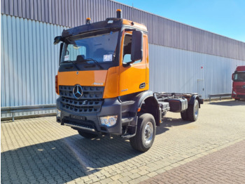 Φορτηγό σασί MERCEDES-BENZ Arocs