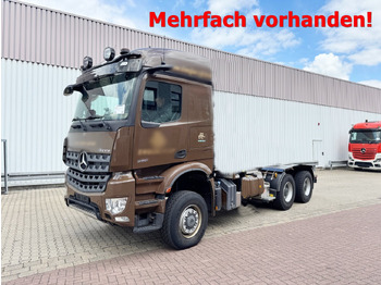 Φορτηγό σασί MERCEDES-BENZ Arocs 3351