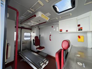 Ασθενοφόρο Mercedes-Benz Sprinter 516 CDI 4x2 Sprinter 516 CDI 4x2, Rettungswagen, Retarder: φωτογραφία 2 Ασθενοφόρο Mercedes-Benz Sprinter 516 CDI 4x2 Sprinter 516 CDI 4x2, Rettungswagen, Retarder: φωτογραφία 2