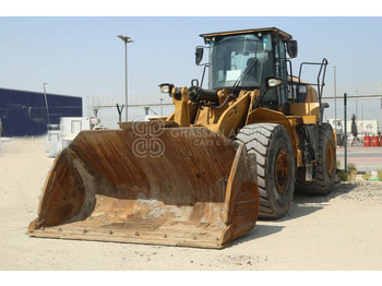 Ελαστιχοφόρος φορτωτής CATERPILLAR 966M