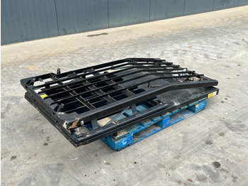 Καμπίνα και εσωτερικό CATERPILLAR