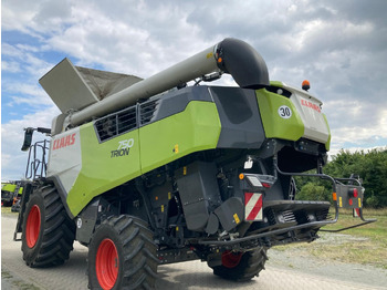 Θεριζοαλωνιστική μηχανή CLAAS Trion 750: φωτογραφία 5 Θεριζοαλωνιστική μηχανή CLAAS Trion 750: φωτογραφία 5