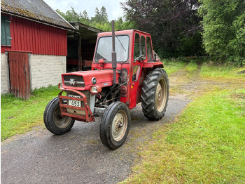 Τρακτέρ MASSEY FERGUSON 100 series
