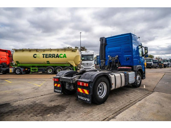 Μίσθωση Volvo FM 420 + KIPHYDR. Volvo FM 420 + KIPHYDR.: φωτογραφία 4 Μίσθωση Volvo FM 420 + KIPHYDR. Volvo FM 420 + KIPHYDR.: φωτογραφία 4