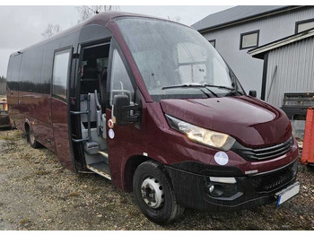 Μικρό λεωφορείο IVECO Daily 70c18