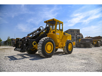 Ελαστιχοφόρος φορτωτής VOLVO