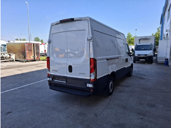 Επιβατικό βαν IVECO Daily 35S14V: φωτογραφία 4 Επιβατικό βαν IVECO Daily 35S14V: φωτογραφία 4