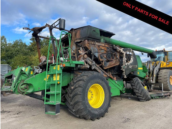 Θεριζοαλωνιστική μηχανή JOHN DEERE T550