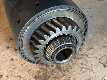 Συμπλέκτης και ανταλλακτικά για Γεωργικά μηχανήματα Claas AXION 830 CMATIC Dzwon Sprzęgła Koło Zębate 0011658820 0011658740 0011658920: φωτογραφία 2