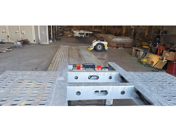 Επικαθήμενο με χαμηλό δάπεδο EROGLU