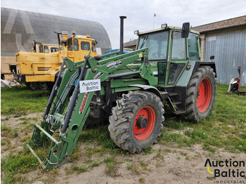 Τρακτέρ FENDT Farmer 300