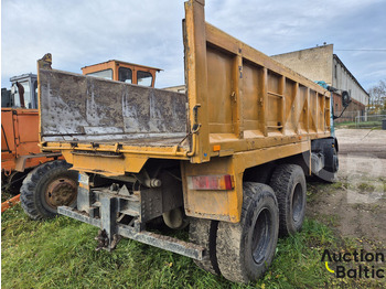 Φορτηγό ανατρεπόμενο Iveco 260 E27: φωτογραφία 3