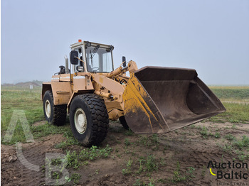 Ελαστιχοφόρος φορτωτής Liebherr L 531: φωτογραφία 2