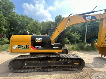 Ερπυστριοφόρος εκσκαφέας CATERPILLAR 323D