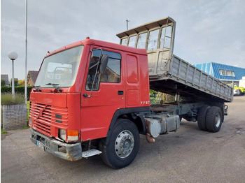 Φορτηγό ανατρεπόμενο VOLVO FL10
