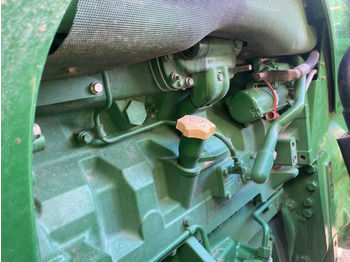 Τρακτέρ John Deere 8345R: φωτογραφία 3 Τρακτέρ John Deere 8345R: φωτογραφία 3