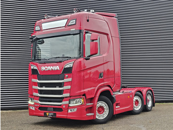Τράκτορας SCANIA S 660 V8
