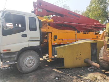 Αντλία σκυροδέματος Isuzu Putzmeister on chassis: φωτογραφία 4