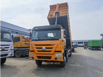 Φορτηγό ανατρεπόμενο SINOTRUK HOWO