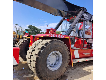 Reachstacker KALMAR DRF450: φωτογραφία 2 Reachstacker KALMAR DRF450: φωτογραφία 2