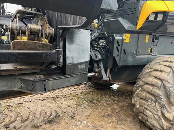 Λαστιχοφόρα προωθητικo - forwarder Ponsse Buffalo 8W: φωτογραφία 5 Λαστιχοφόρα προωθητικo - forwarder Ponsse Buffalo 8W: φωτογραφία 5