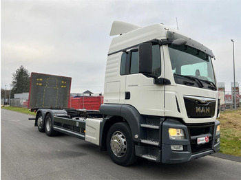 Φορτηγό μεταφοράς εμπορευματοκιβωτίων/ Κινητό αμάξωμα MAN TGS 26-500 6x2-4 LL: φωτογραφία 2 Φορτηγό μεταφοράς εμπορευματοκιβωτίων/ Κινητό αμάξωμα MAN TGS 26-500 6x2-4 LL: φωτογραφία 2