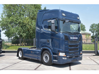 Τράκτορας SCANIA S 450