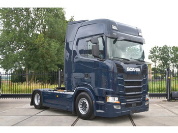 Τράκτορας SCANIA S 450