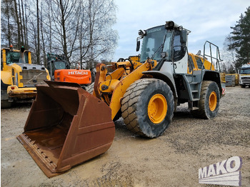 Ελαστιχοφόρος φορτωτής LIEBHERR L 550