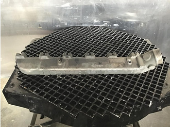 Σωλήνας εισαγωγής αέρα LIEBHERR