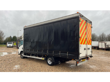 Φορτηγό μουσαμάς Isuzu N75 190: φωτογραφία 3