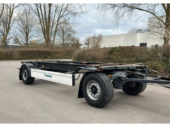 Ρυμούλκα μεταφοράς εμπορευματοκιβωτίων/ Κινητό αμάξωμα KRONE