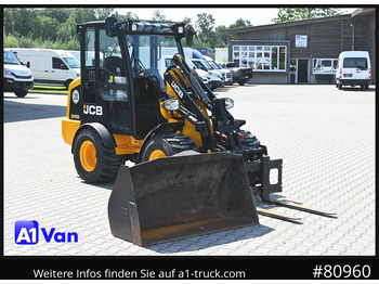 Ελαστιχοφόρος φορτωτής JCB 403