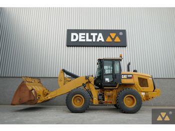 Ελαστιχοφόρος φορτωτής CATERPILLAR 930M