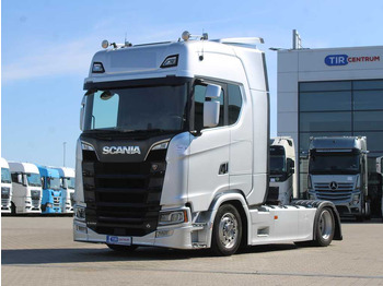 Τράκτορας SCANIA S 520