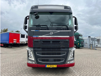 Τράκτορας Volvo FH13.420 Globetrotter - ADR: φωτογραφία 2