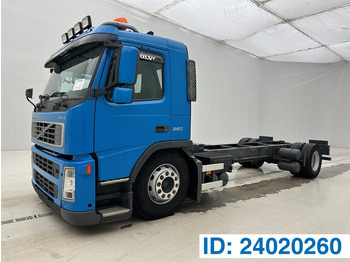 Φορτηγό σασί VOLVO FM9 260