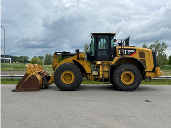 Ελαστιχοφόρος φορτωτής CATERPILLAR 966MXE
