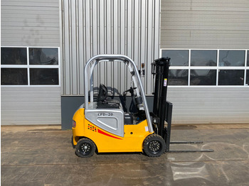 Νέα Περονοφόρο όχημα EASY LIFT CPD 20 Forklift - 2.000 kg loading cap.: φωτογραφία 5 Νέα Περονοφόρο όχημα EASY LIFT CPD 20 Forklift - 2.000 kg loading cap.: φωτογραφία 5