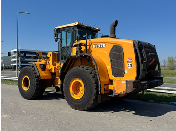 Ελαστιχοφόρος φορτωτής Hyundai HL970: φωτογραφία 2 Ελαστιχοφόρος φορτωτής Hyundai HL970: φωτογραφία 2