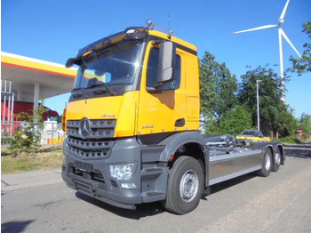Φορτηγό φόρτωσης γάντζου MERCEDES-BENZ Arocs