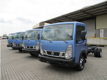 Νέα Φορτηγό σασί Nissan Cabstar NT 400: φωτογραφία 1